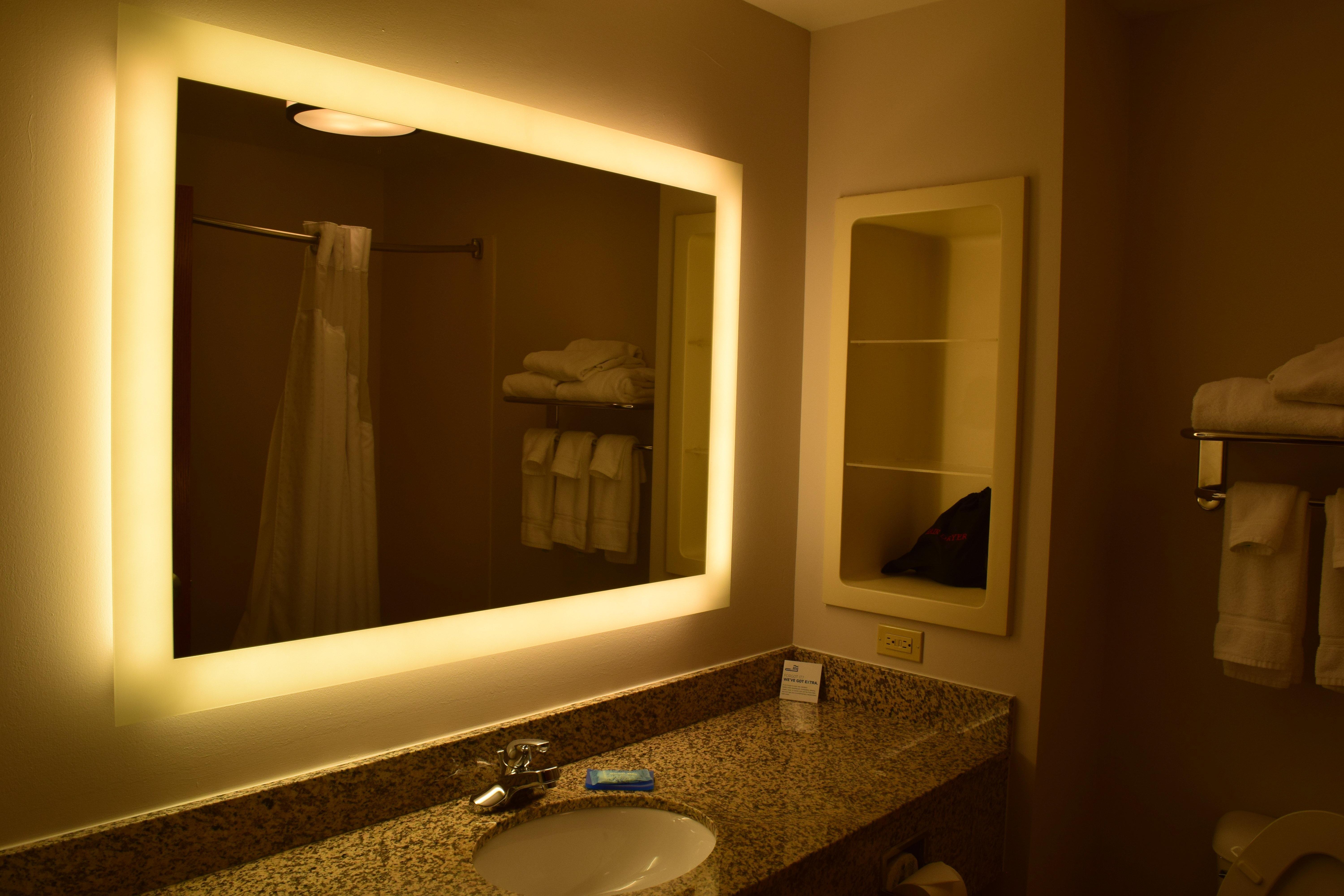 Holiday Inn Express & Suites Sparta Exterior foto