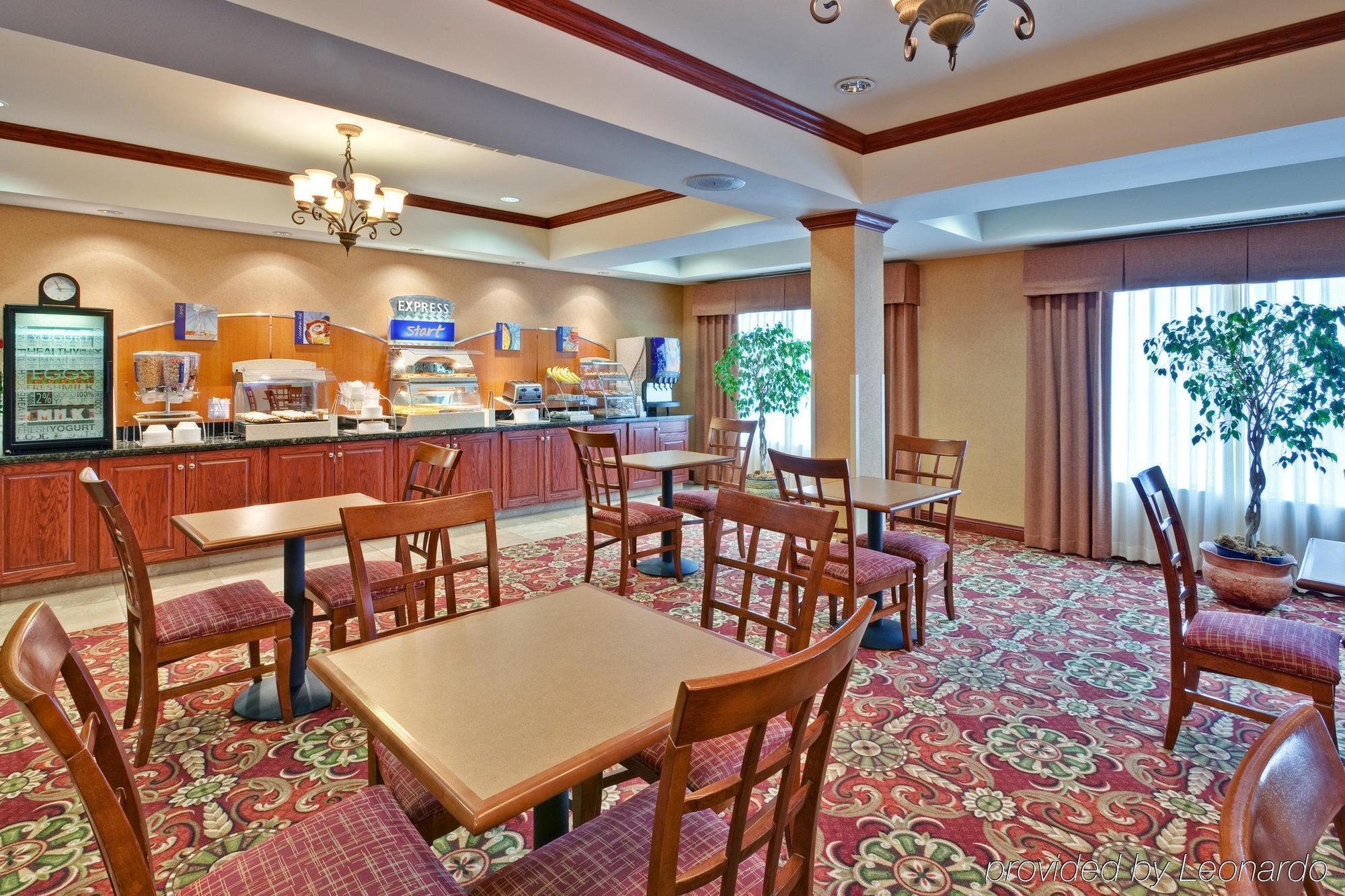 Holiday Inn Express & Suites Sparta Restaurante foto
